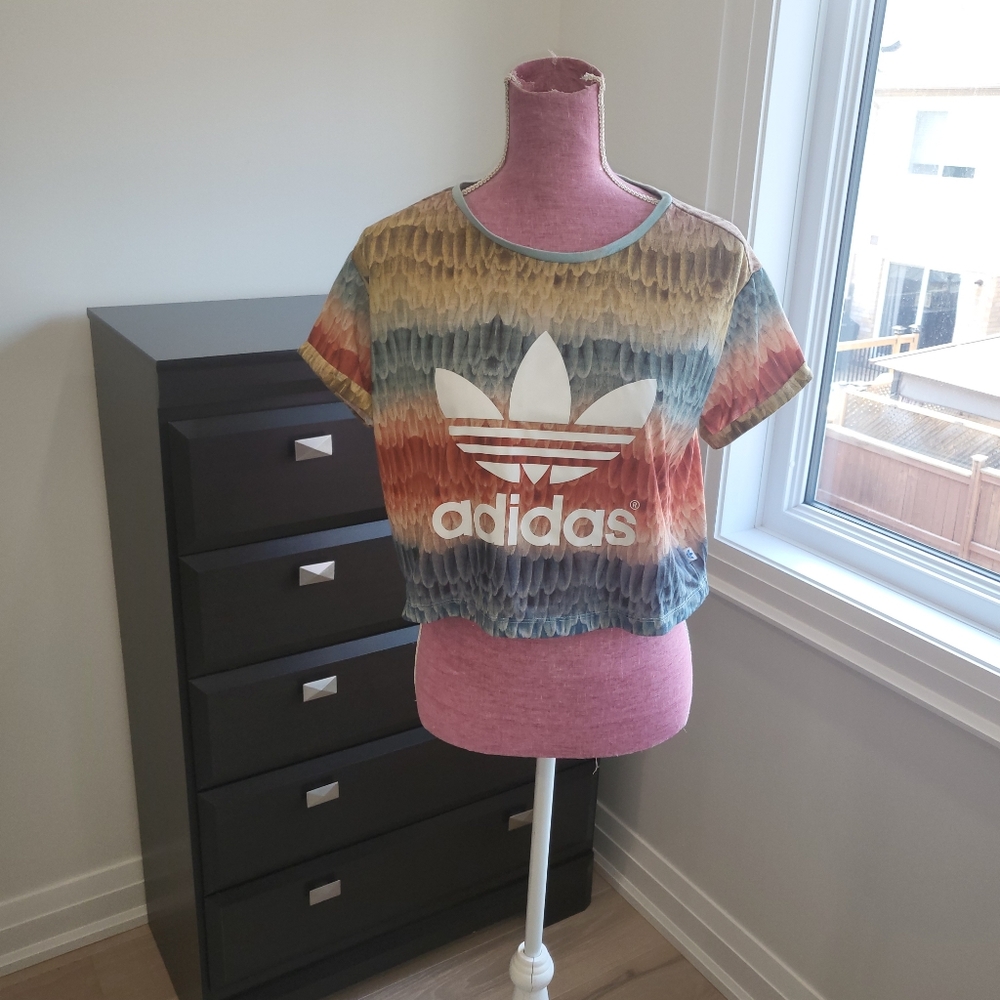Adidas feather print crop
